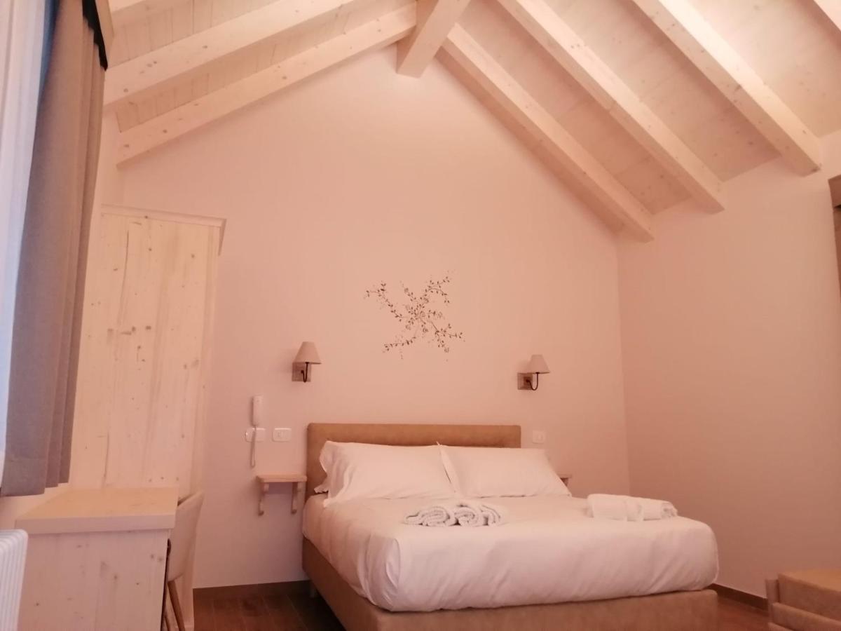 טרביסיו Hotel Rosengarten מראה חיצוני תמונה